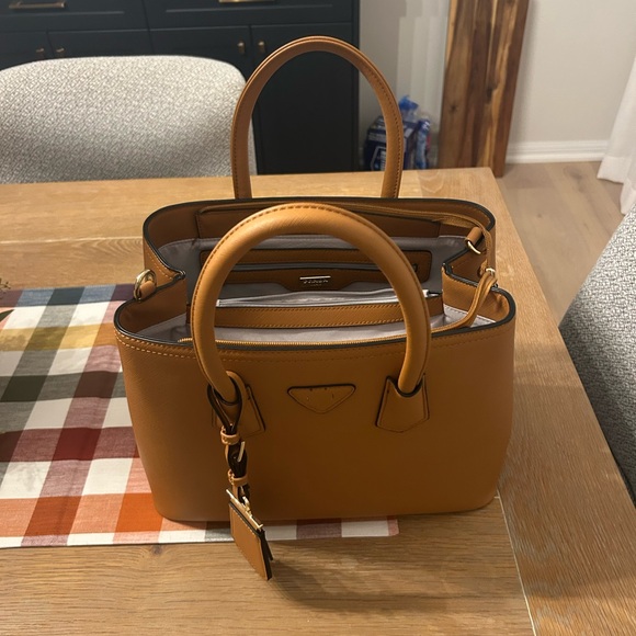 Cognac Handbag - Picture 3 of 6